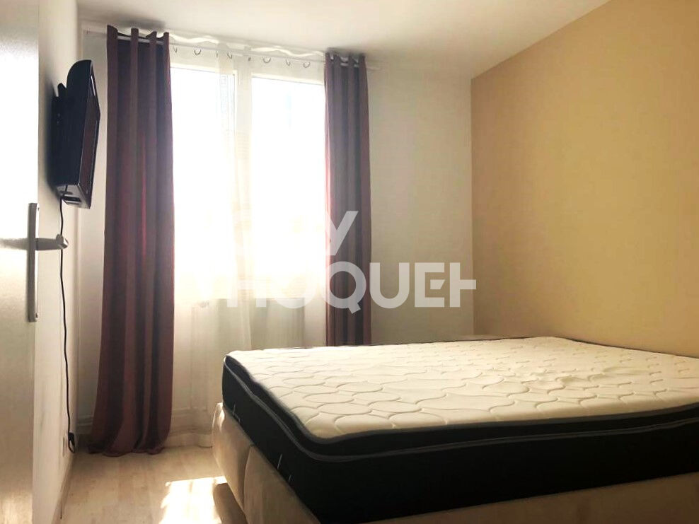 LOCATION d'un appartement 2 pièces (50 m²) à COMPIEGNE