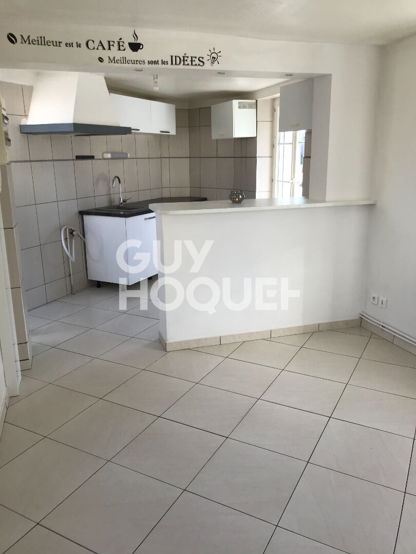 LOCATION d'un appartement 3 pièces (54 m²) à SAINT SAUVEUR