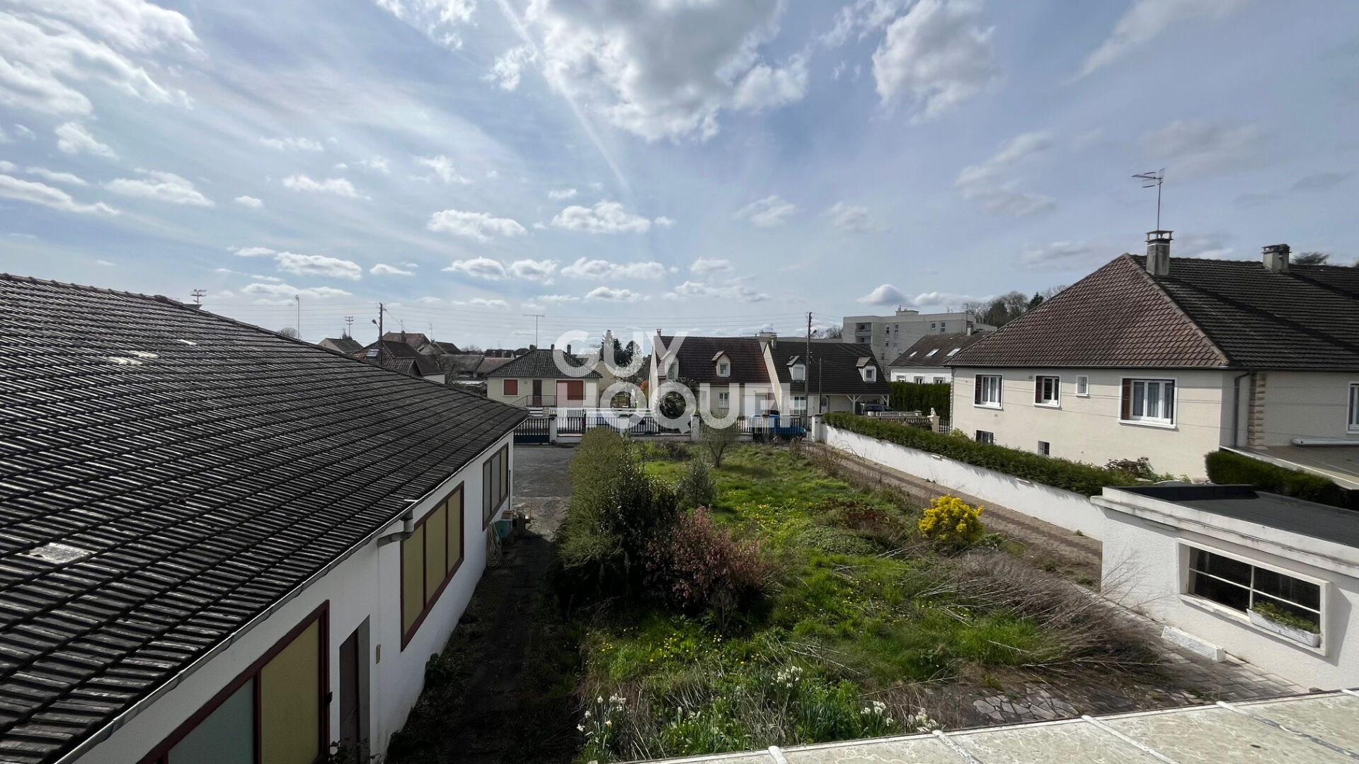 VENTE d'une maison 5 pièces (141 m²) à MARGNY LES COMPIEGNE — photo 2