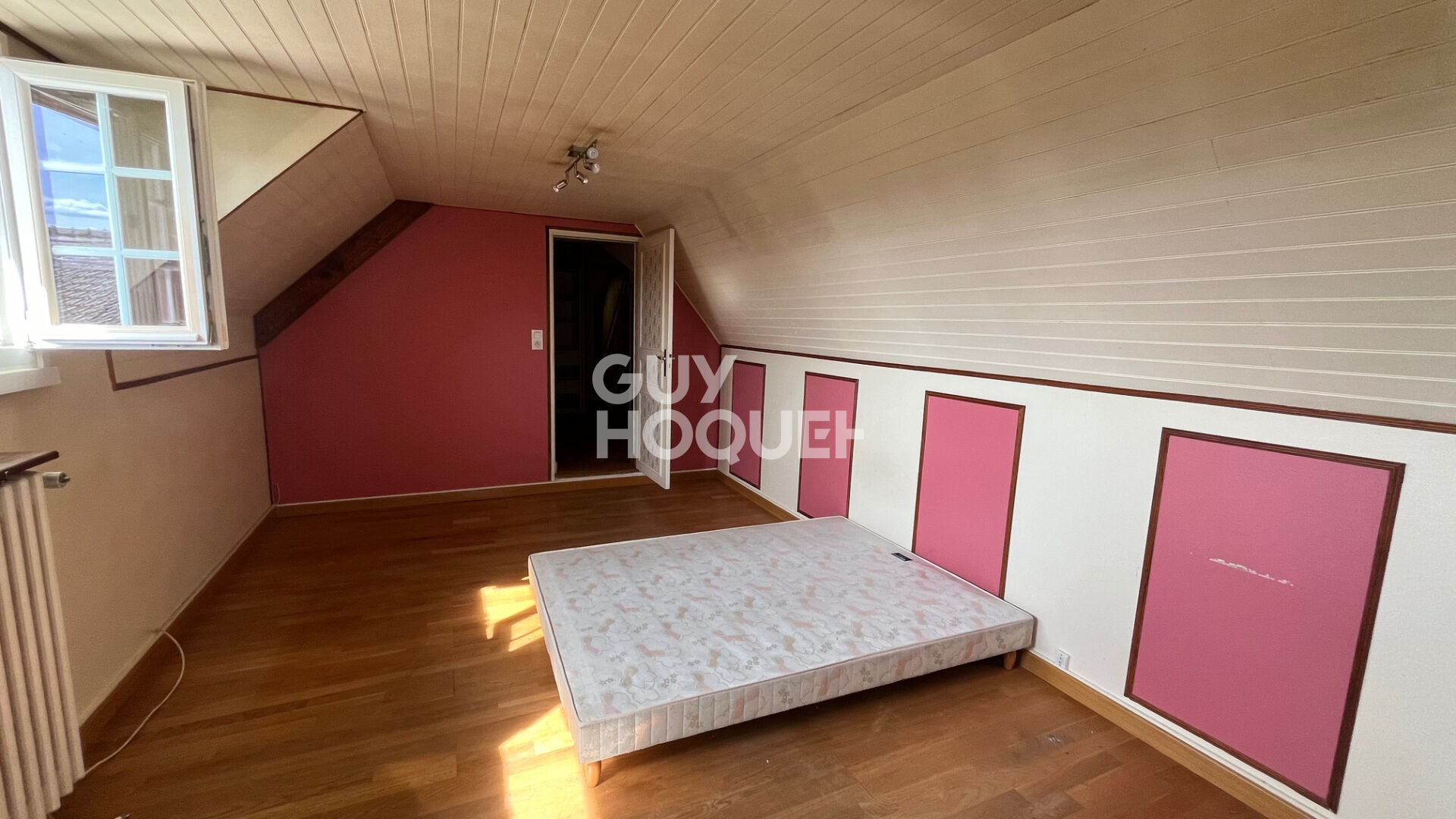 VENTE d'une maison 5 pièces (141 m²) à MARGNY LES COMPIEGNE