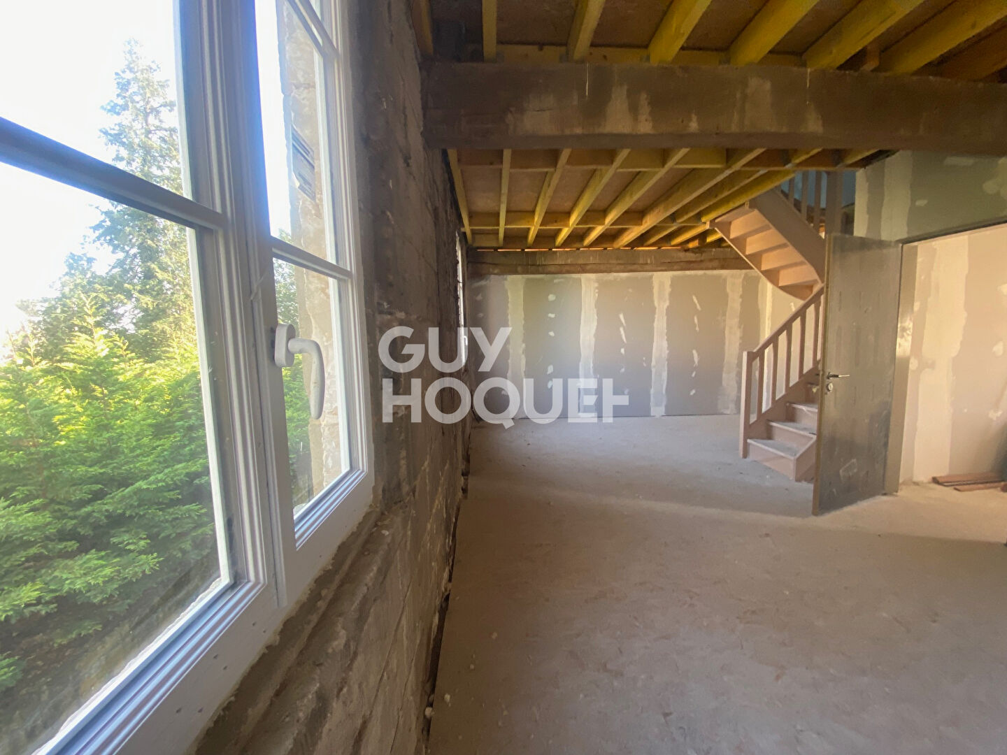 IDEAL INVESTISSEUR !! APPARTEMENT DUPLEX - secteur Choisy Au Bac