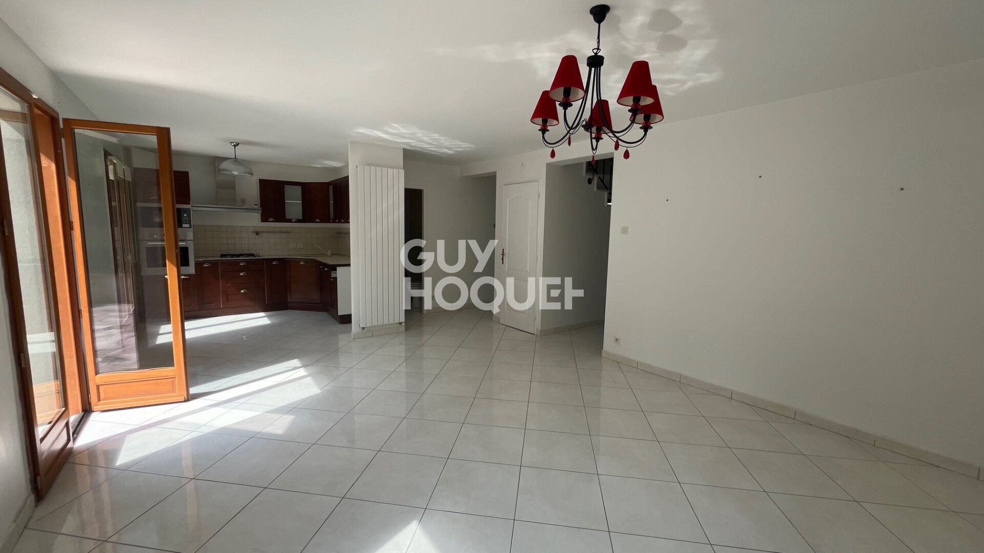 Maison récente à vendre à Compiègne - 5 chambres, jardin, garage double