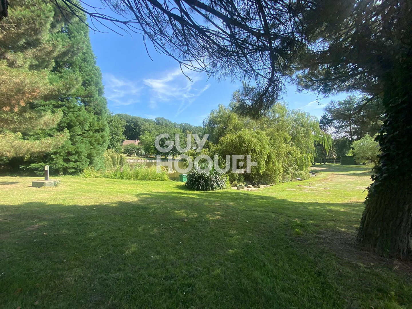 Propriété de Campagne à Vendre - Étang Magnifique à Villers sur Coudun