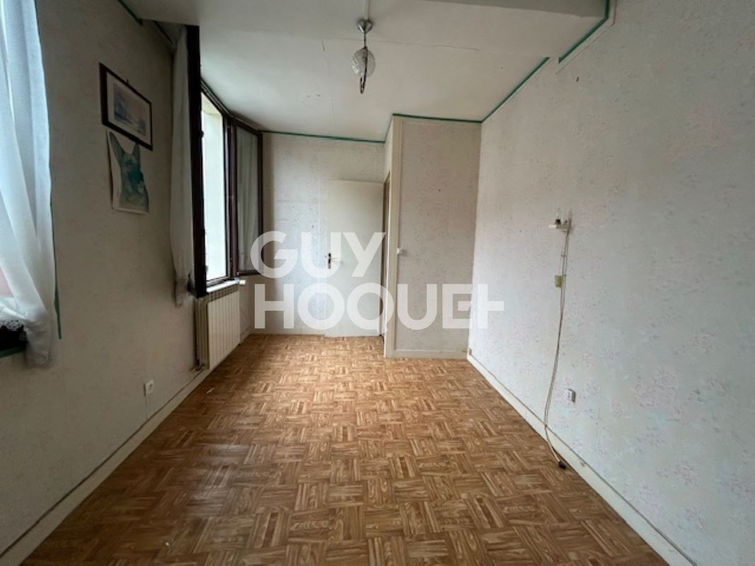 Lacroix-Saint-Ouen : Maison de ville à découvrir !