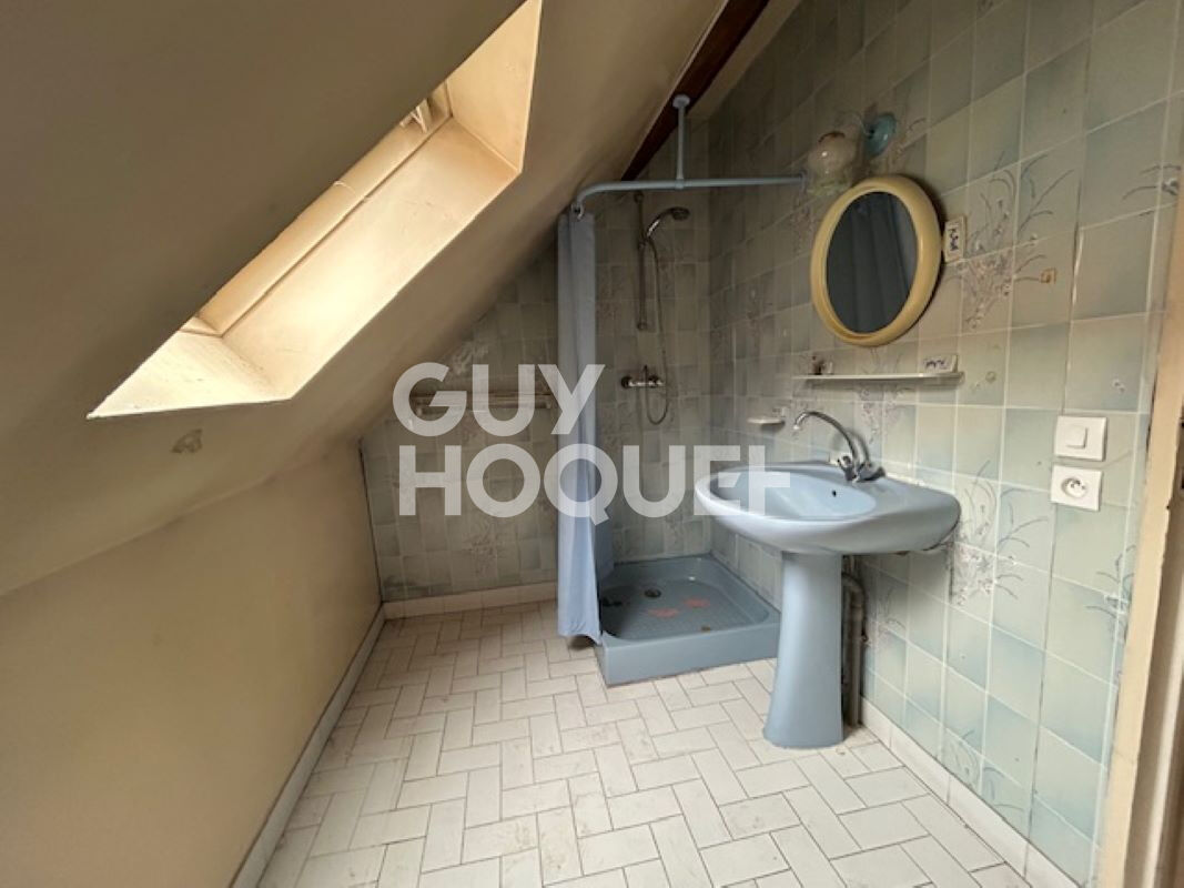 Lacroix-Saint-Ouen : Maison de ville à découvrir !