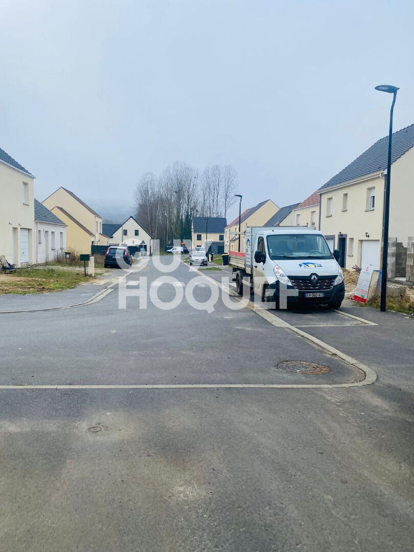Terrain à vendre quartier résidentiel à 12 MN de l'EST DE COMPIEGNE - Référence C2061