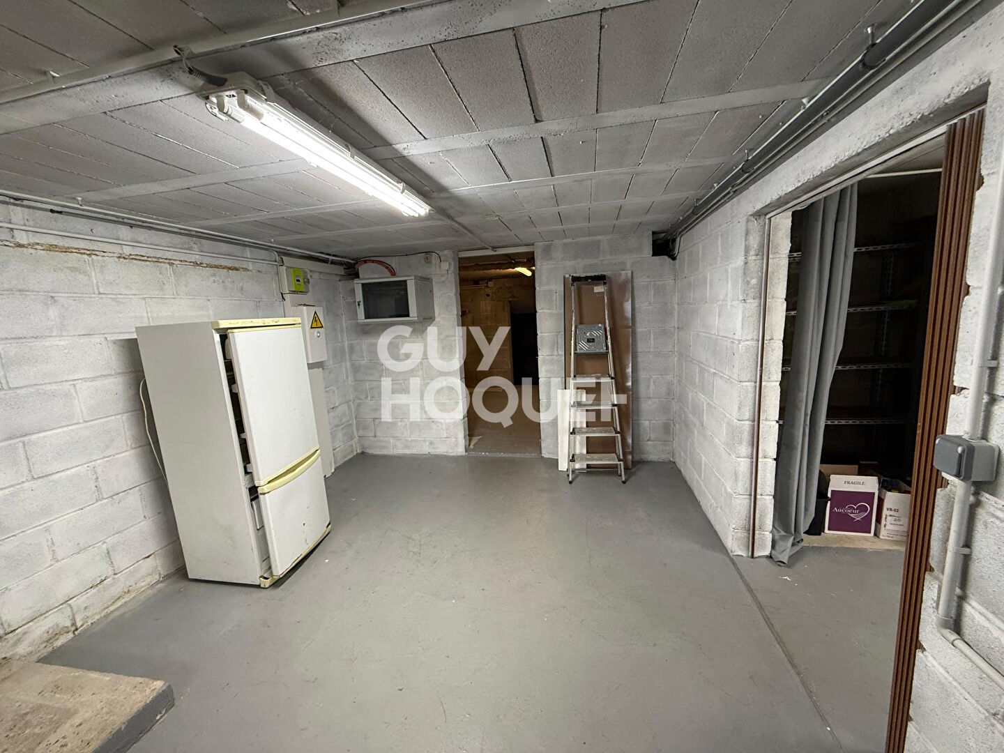 Maison individuelle - 3 chambres - sous-sol complet - combles aménageables