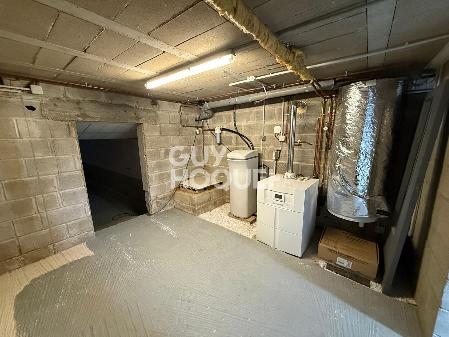 Maison individuelle - 3 chambres - sous-sol complet - combles aménageables