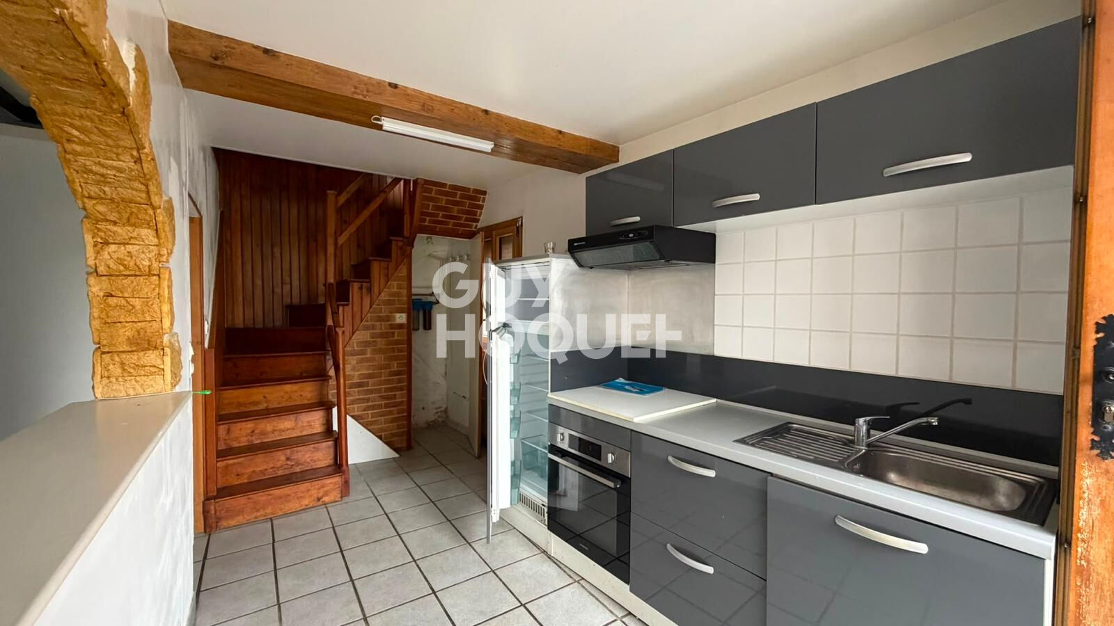 Charmante Maison à Vendre à Saint Sauveur - Idéale pour Investisseurs — photo 2