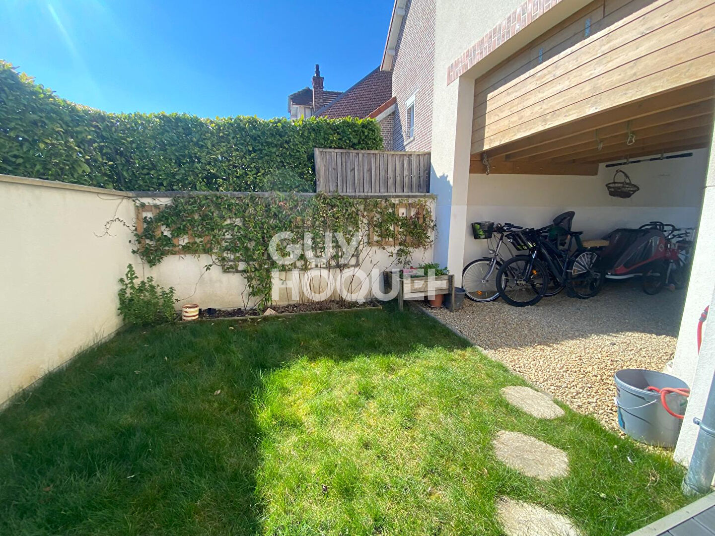 Maison moderne à vendre à Margny-lès-Compiègne - 4 chambres, 126 m² au sol.