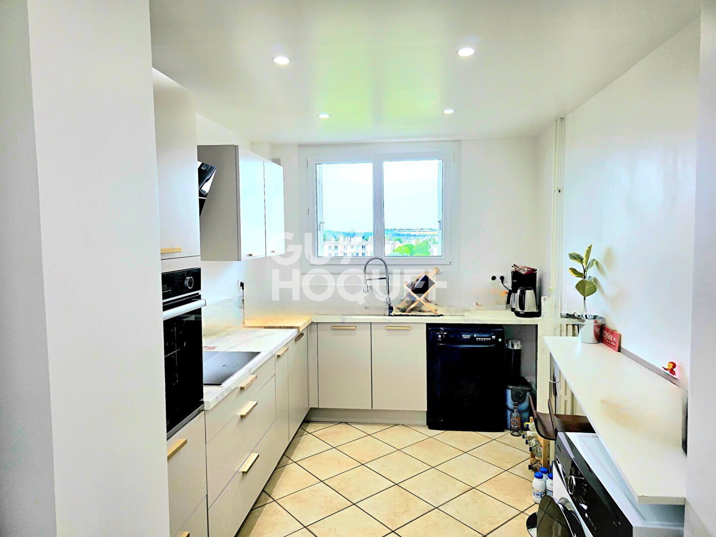 À vendre : Appartement spacieux de 4 pièces à Compiègne