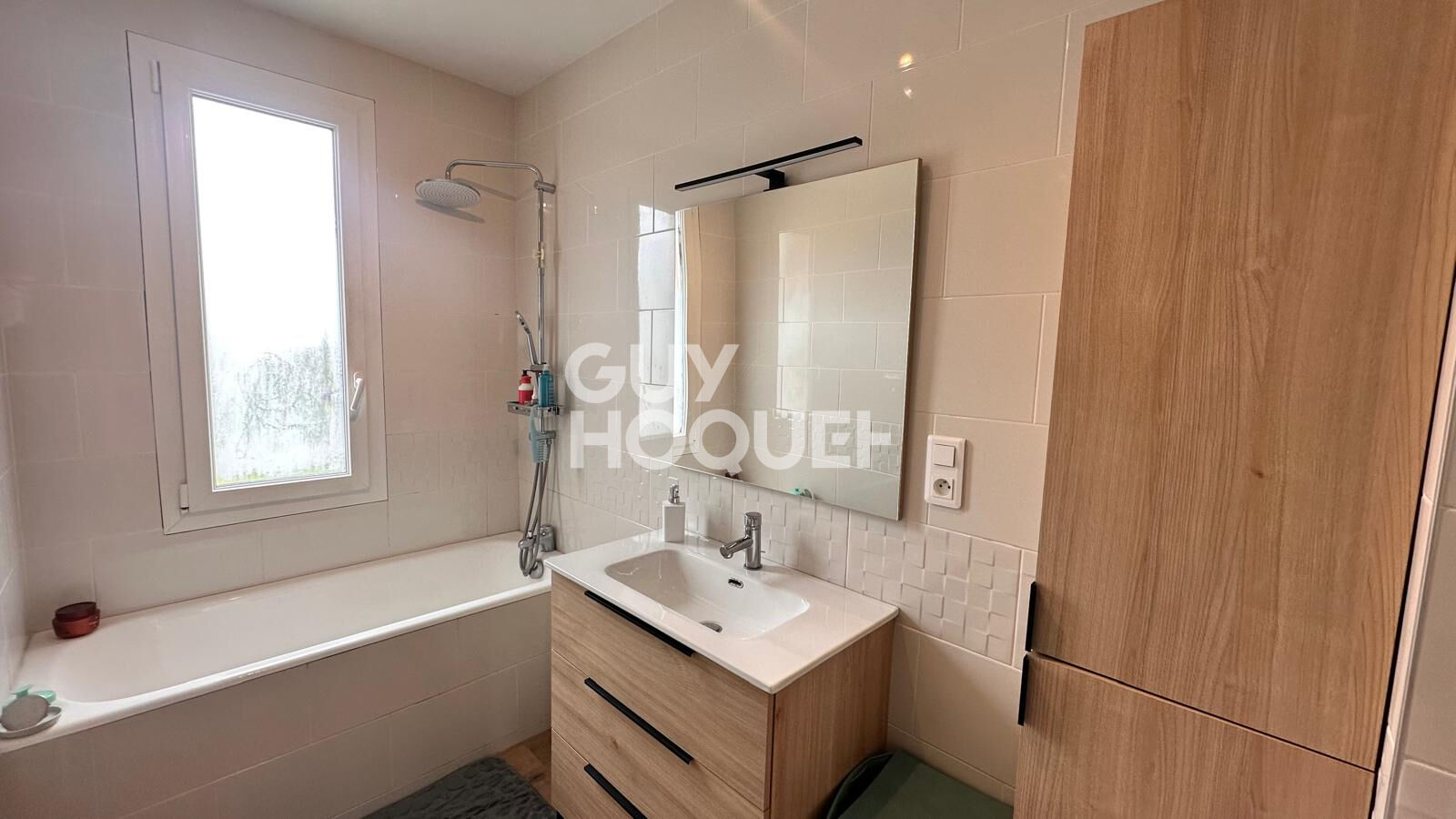 Maison Chevrieres 5 pièce(s) 100 m2