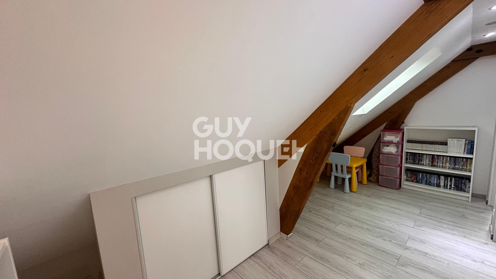 Maison Chevrieres 5 pièce(s) 100 m2