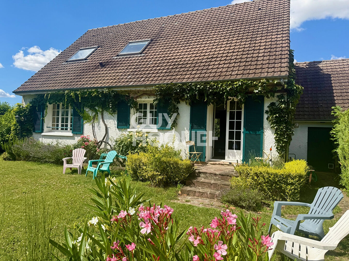 Maison familiale au calme avec superbe jardin