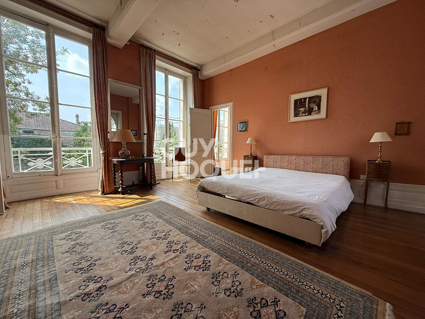 Maison de Maître d'Exception à Compiègne - 5 Chambres, Grand Standing