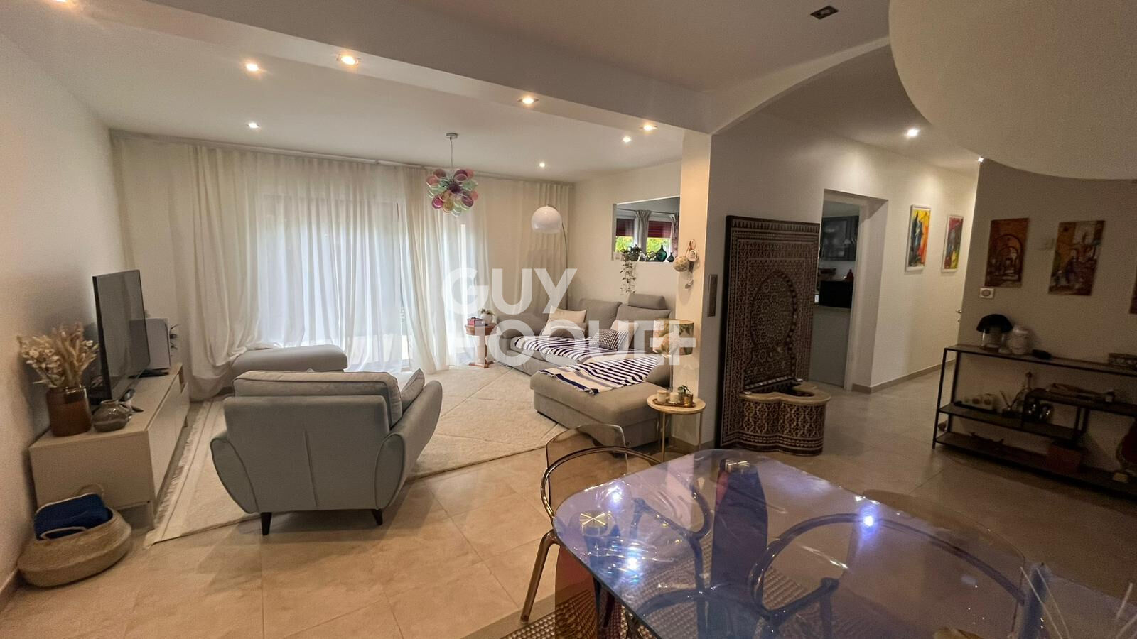 Maison spacieuse à vendre à Compiègne - Référence C2238