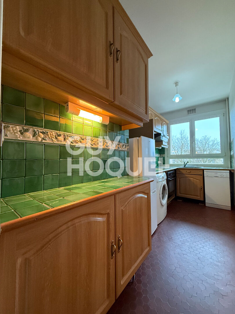 À vendre : Appartement 3 pièces à Compiègne Résidence Sécurisée et Recherchée - Triangle d'Or