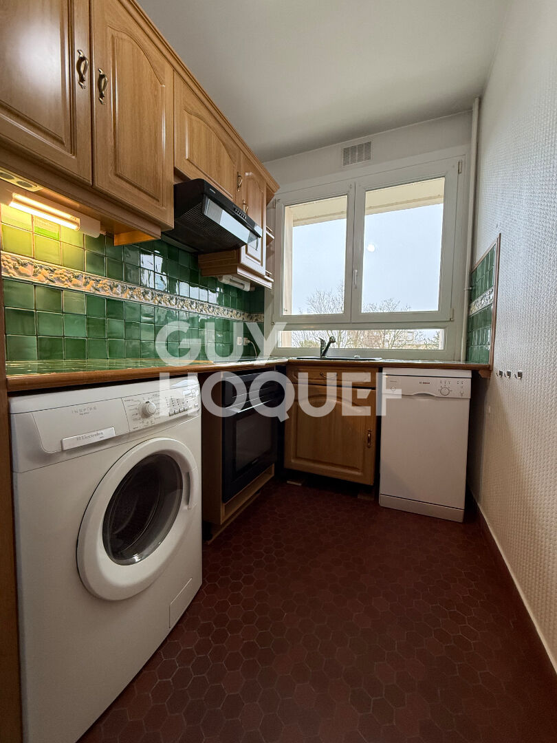 À vendre : Appartement 3 pièces à Compiègne Résidence Sécurisée et Recherchée - Triangle d'Or
