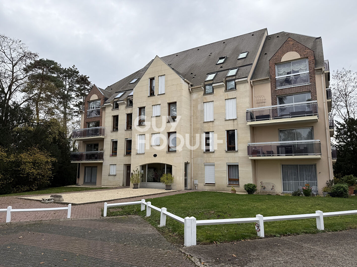 À vendre : Appartement spacieux DUPLEX de 5 pièces à Compiègne, secteur Jean Paul II