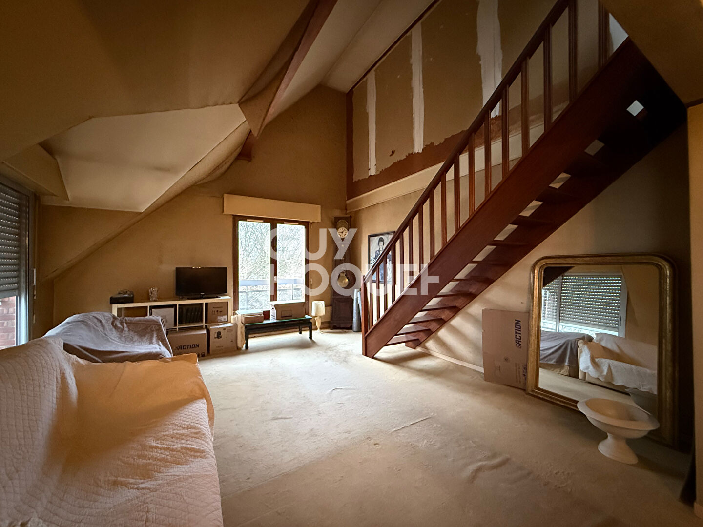 À vendre : Appartement spacieux DUPLEX de 5 pièces à Compiègne, secteur Jean Paul II