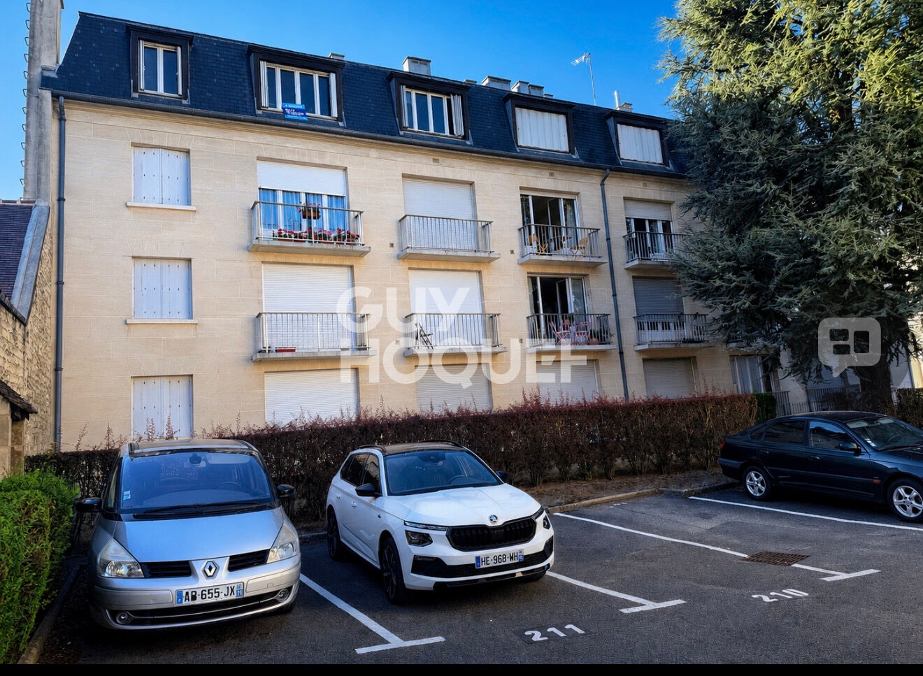 A Vendre - A proximité du centre ville COMPIEGNE - Appartement traversant de 3 pièces - PARIKNG/CAVE