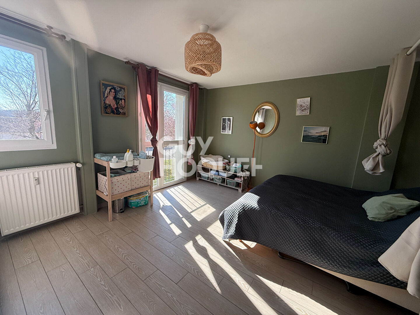 Appartement F4 dans résidence au calme secteur polyclinique