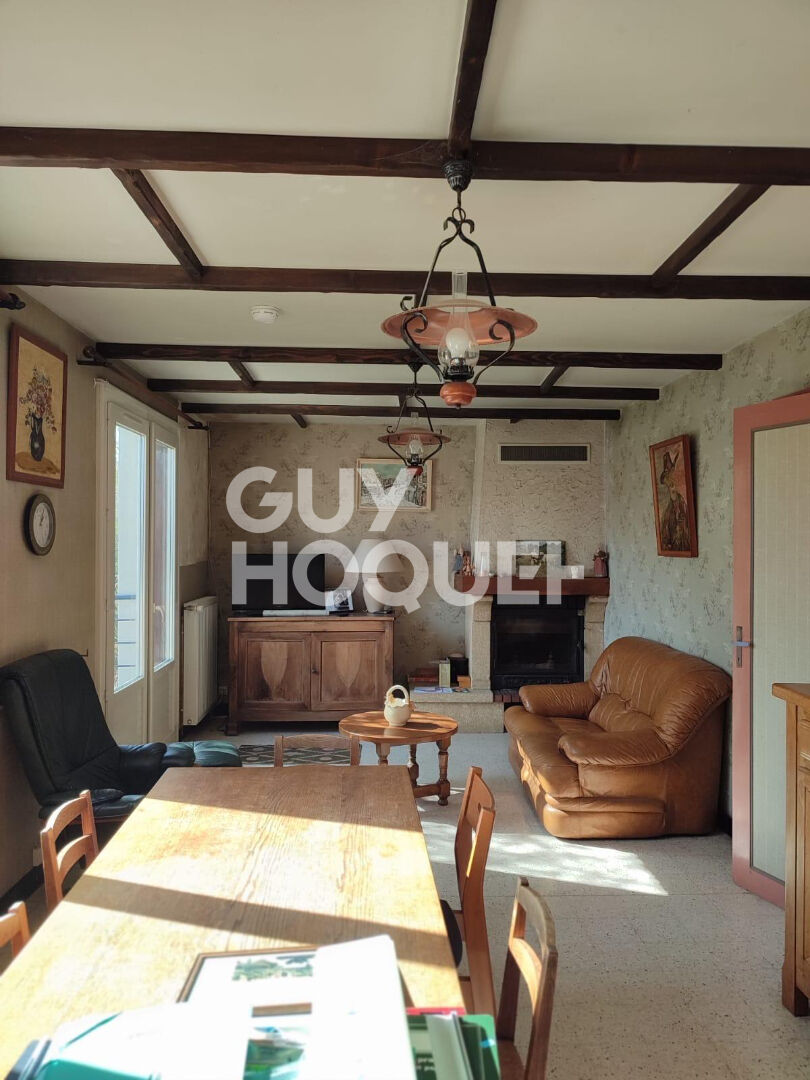 Maison d'exception à vendre à Jonquières avec vue dégagée et grand terrain