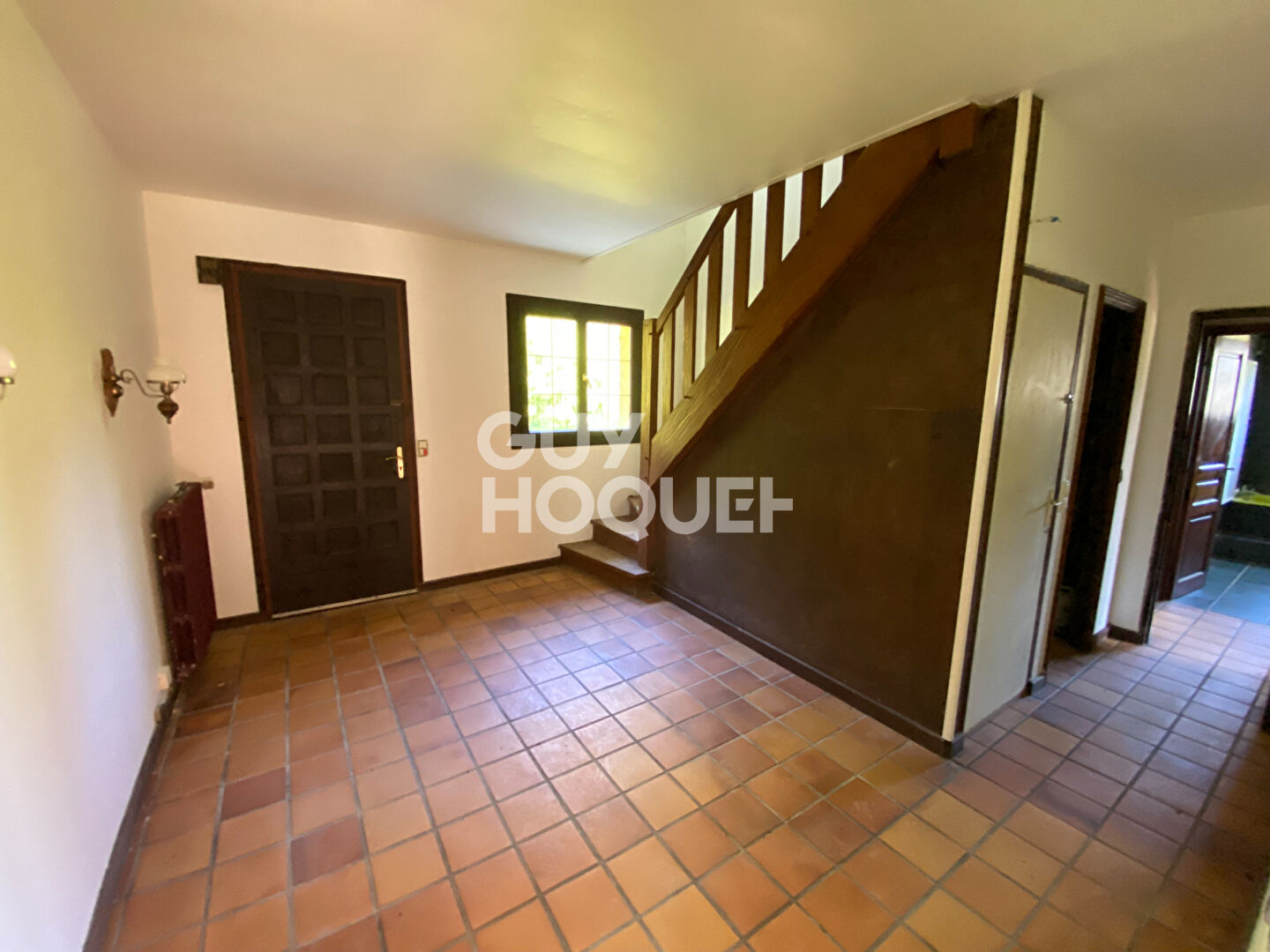 Grande maison traditionnelle en lisière de forêt — photo 4