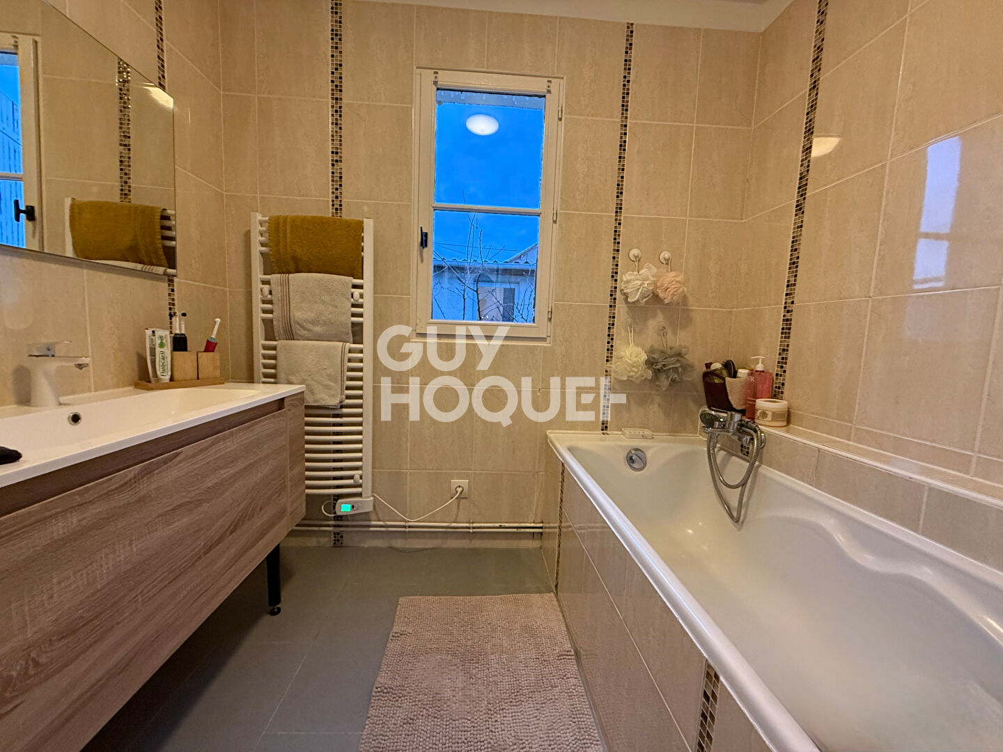 Maison à vendre à Compiègne - Belle Opportunité ! Vivable de plain pied !