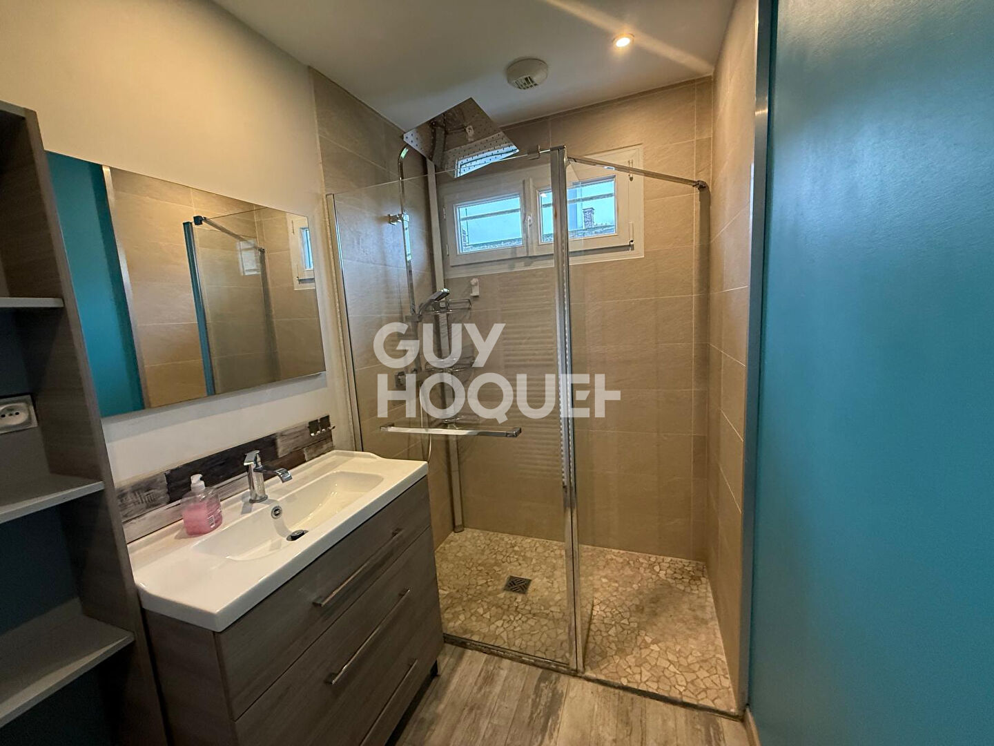 Maison individuelle - 3 chambres - sous-sol complet - combles aménageables