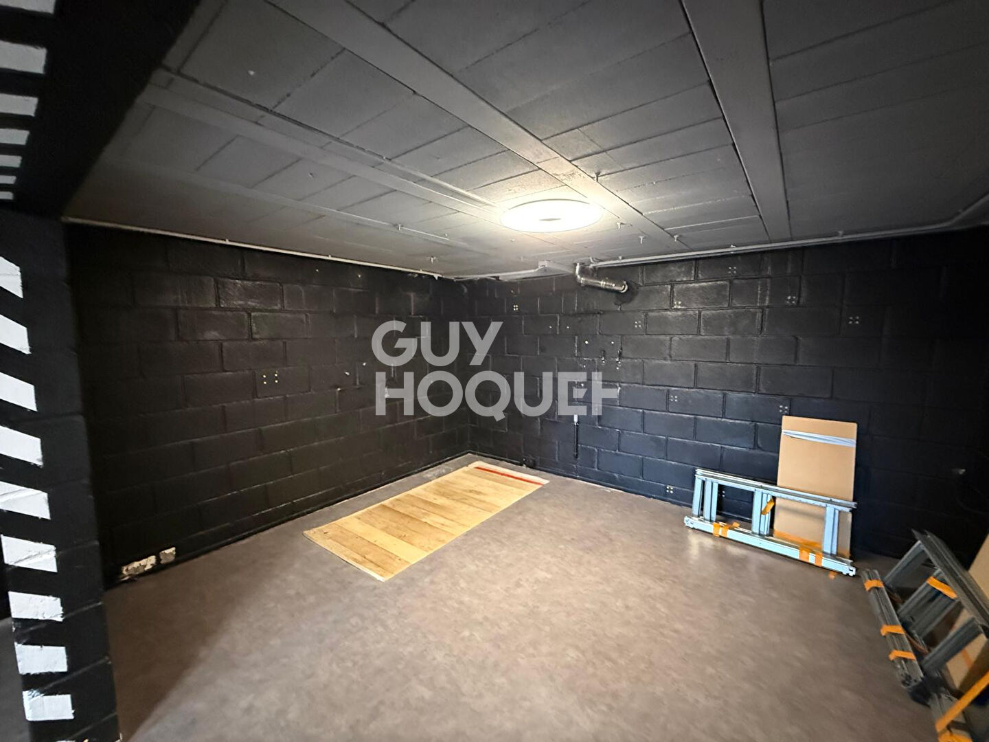 Maison individuelle - 3 chambres - sous-sol complet - combles aménageables