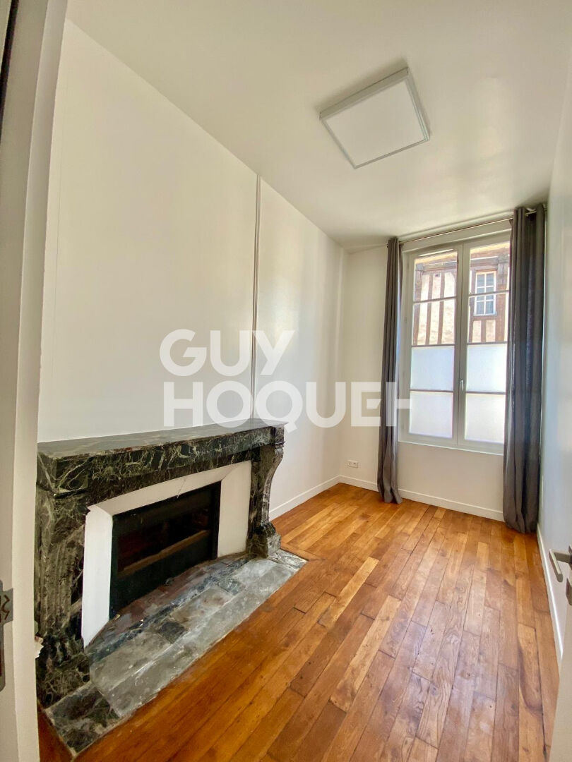 Bureau/Local Etat neuf à louer en centre-ville de Compiègne - Réf. 10910