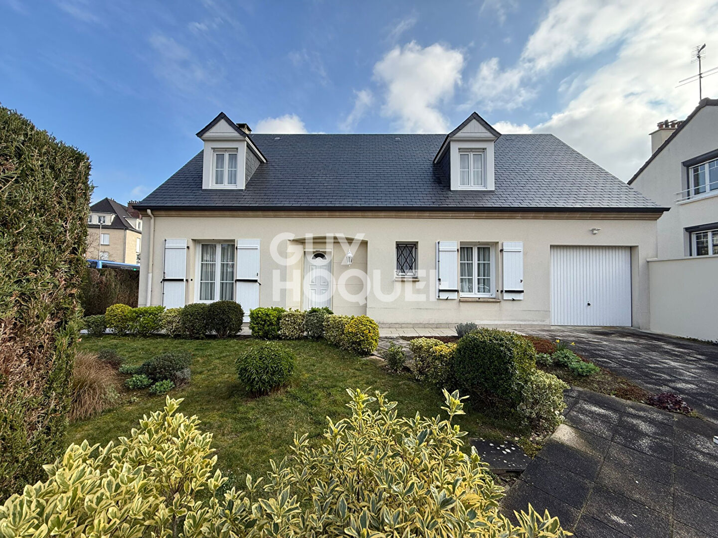 Maison 7 pièces — Compiègne