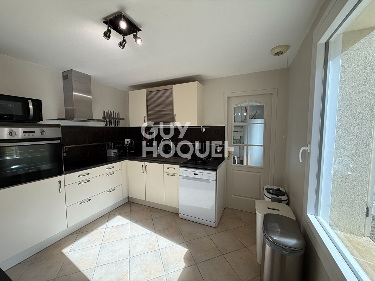 Pavillon indépendant 4 chambres à Pierrefonds