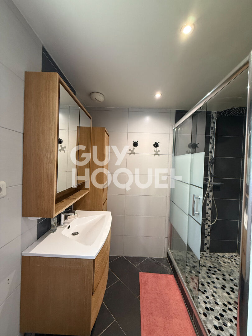 Pavillon indépendant 4 chambres à Pierrefonds