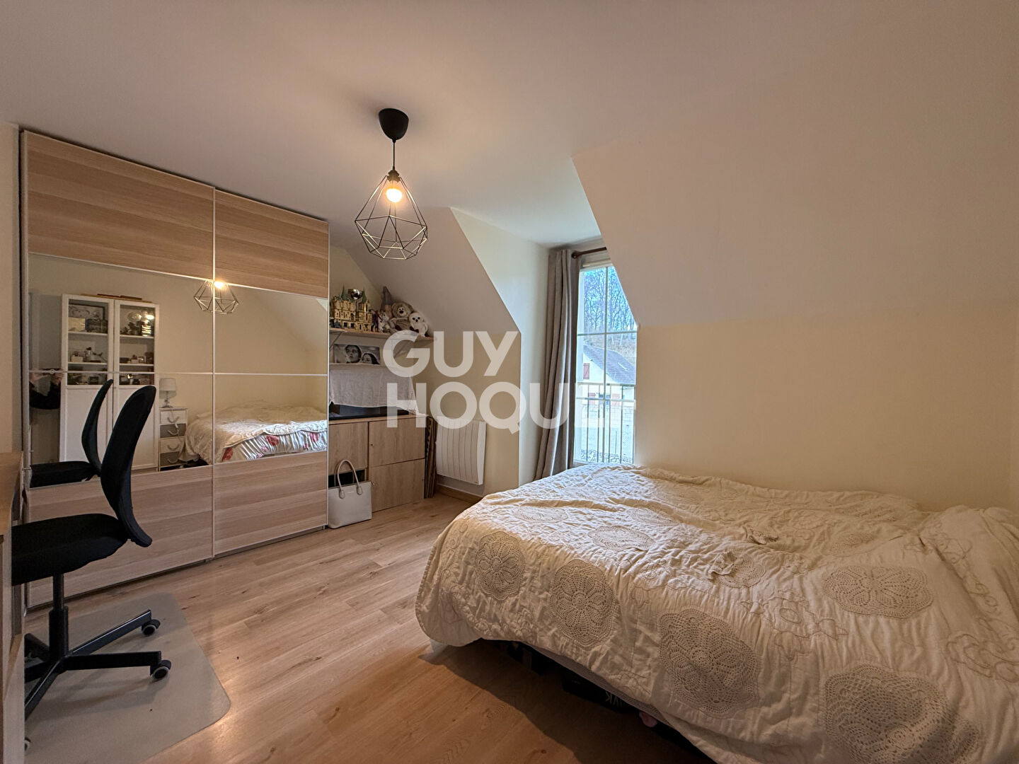 Pavillon indépendant 4 chambres à Pierrefonds