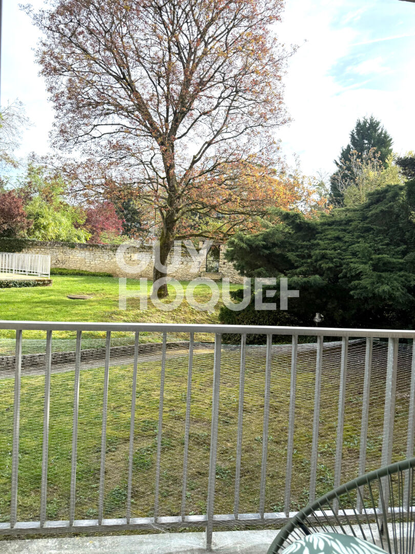 Appartement d'Exception 3 Pièces à Vendre, Quartier Carnot à Compiègne - Réf. 10987