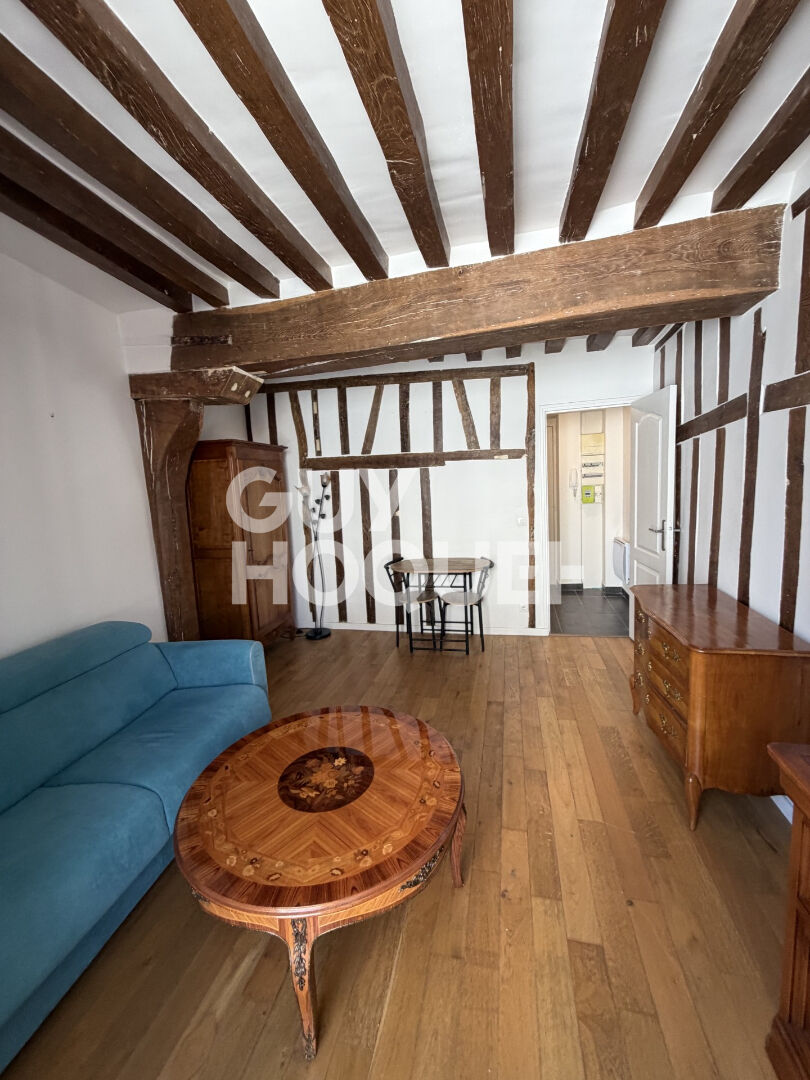 Appartement 2 pièces à vendre à Compiègne - Bon état, calme et bien équipé — photo 2