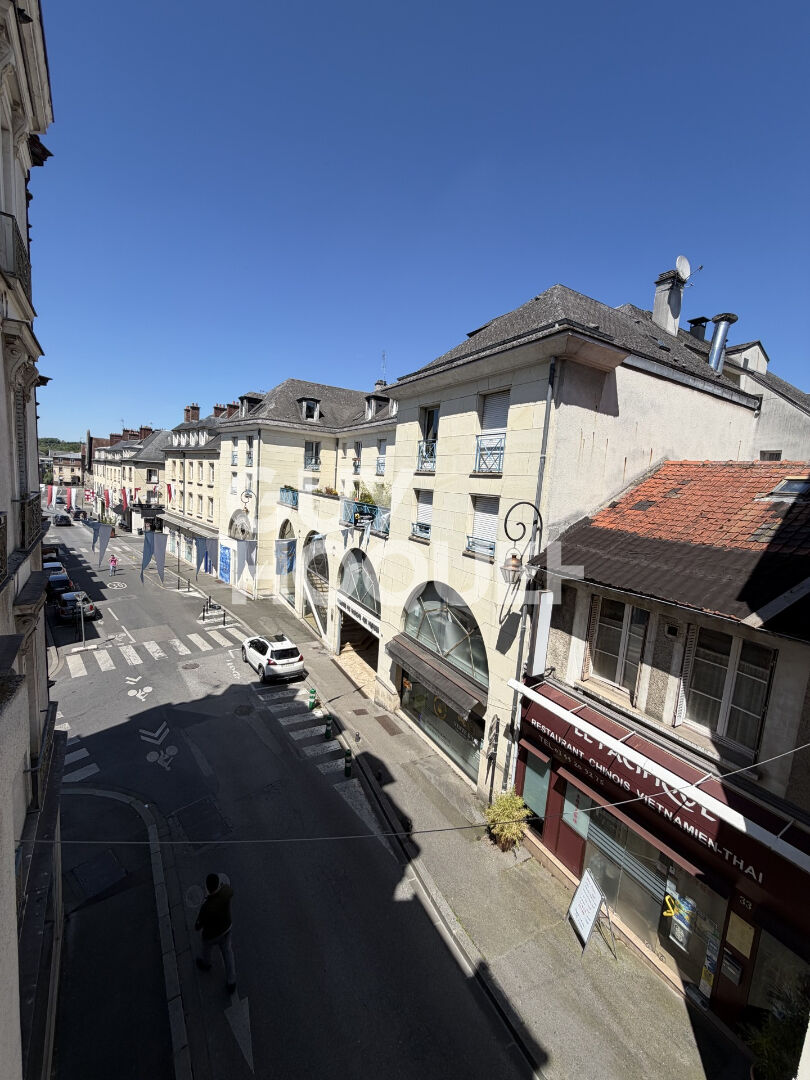 Appartement 2 pièces à vendre à Compiègne - Bon état, calme et bien équipé — photo 3