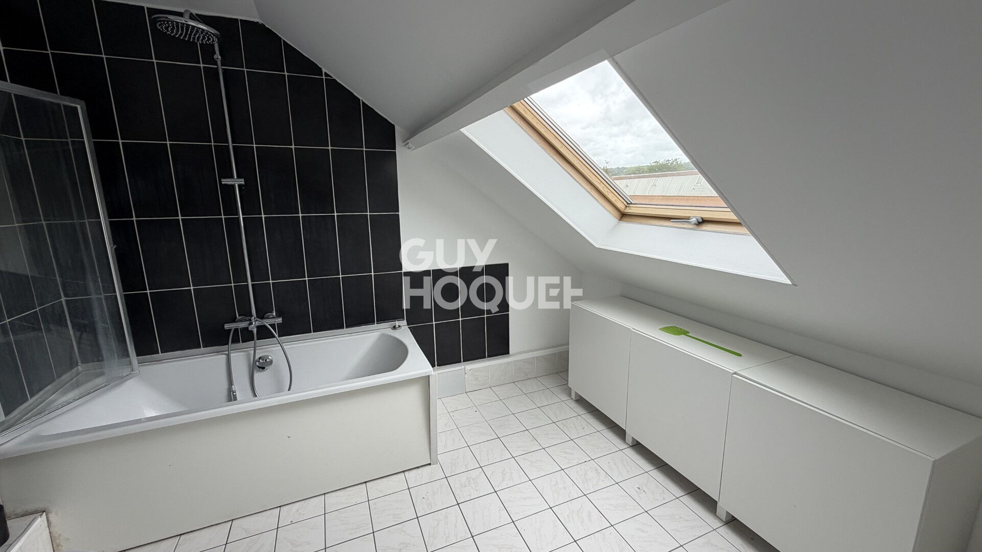 PLEIN CENTRE DE CLAIROIX Maison 5 pièces à vendre  - 275 000 