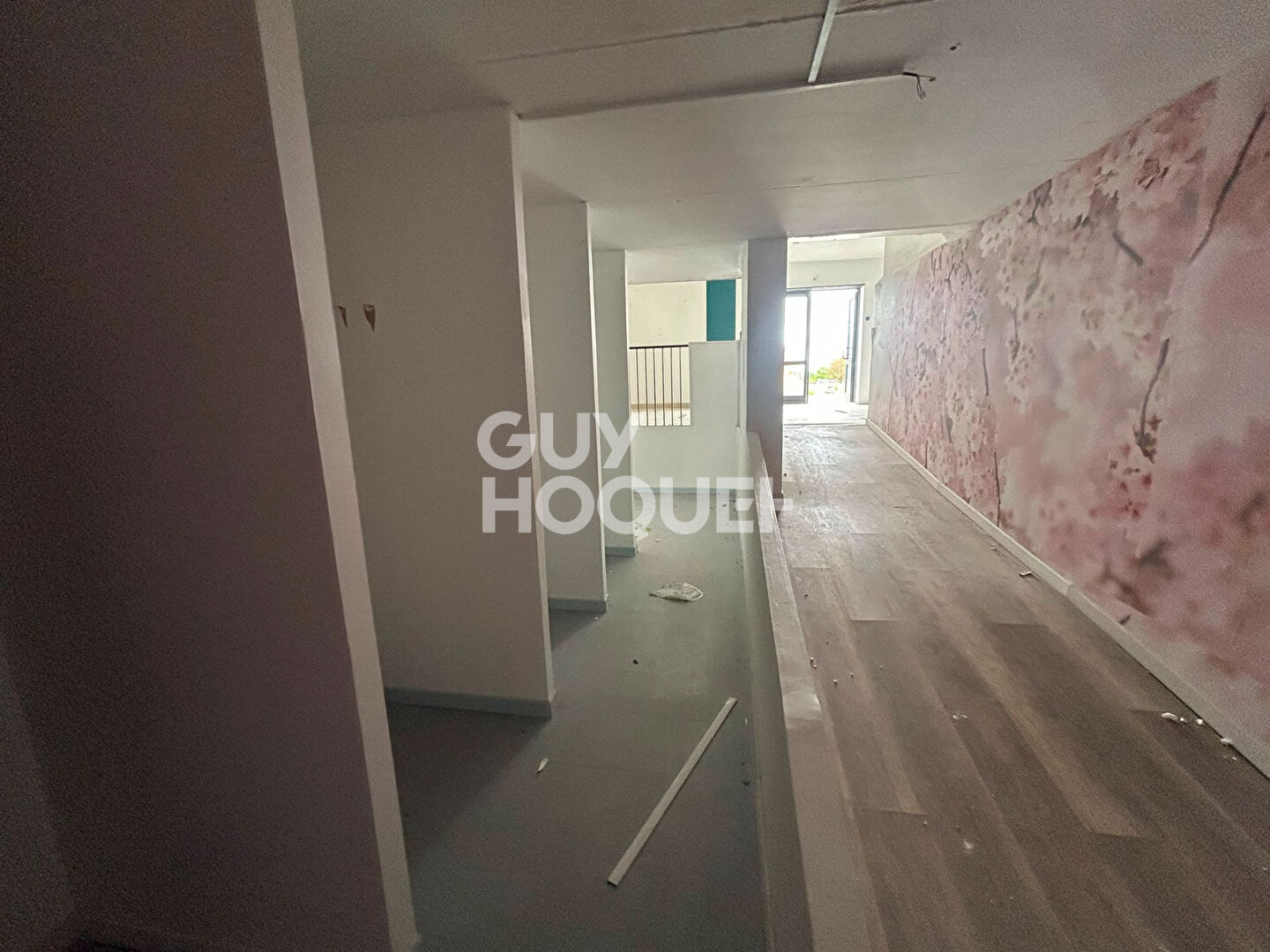 LOCAL COMMERCIAL DE 177 M² SUR 3 NIVEAUX ? IDÉAL SPA, INSTITUT DE BEAUTÉ OU ACTIVITÉ BIEN-ÊTRE — photo 2