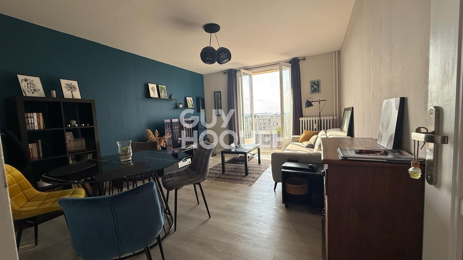 Triangle d'or COMPIEGNE, Appartement Moderne de 3 pièces à vendre- C2383