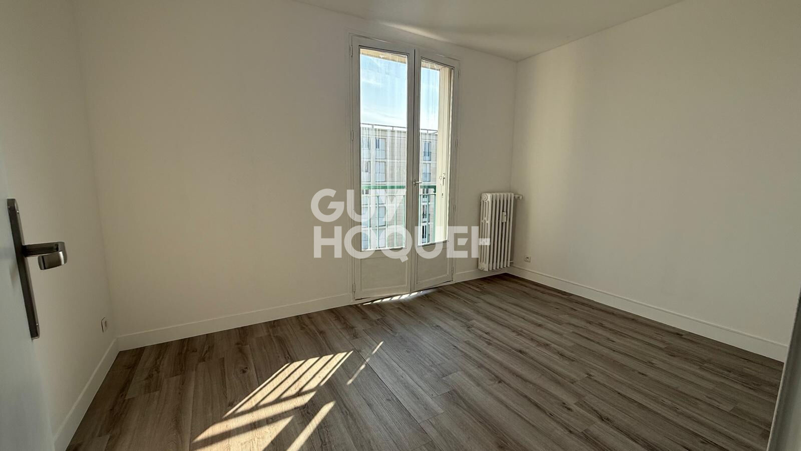 Triangle d'or COMPIEGNE, Appartement Moderne de 3 pièces à vendre- C2383 — photo 2