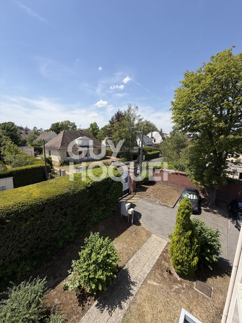 TRIANGLE D'OR Appartement 5 pièces de grand standing à vendre à Compiègne
