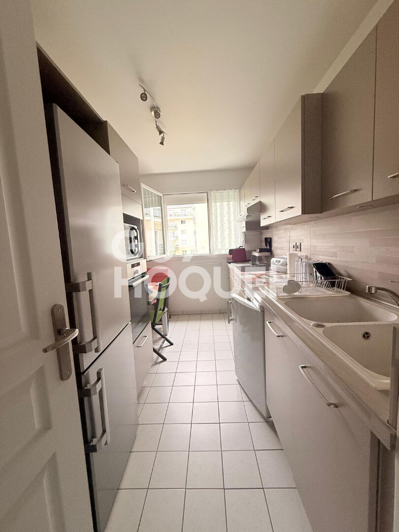 Appartement de Standing sécurisé 3 pièces - Parking - Balcon à vendre à Compiègne Centre - — photo 4