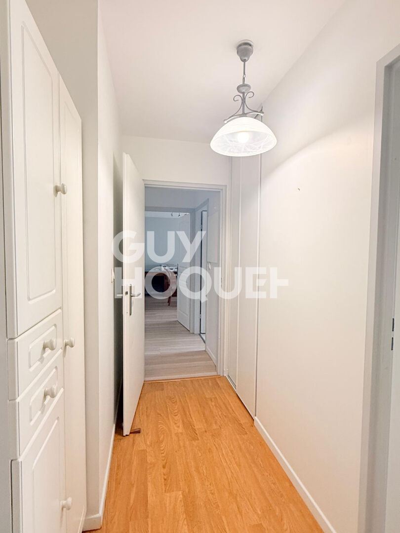 Appartement de Standing sécurisé 3 pièces - Parking - Balcon à vendre à Compiègne Centre -