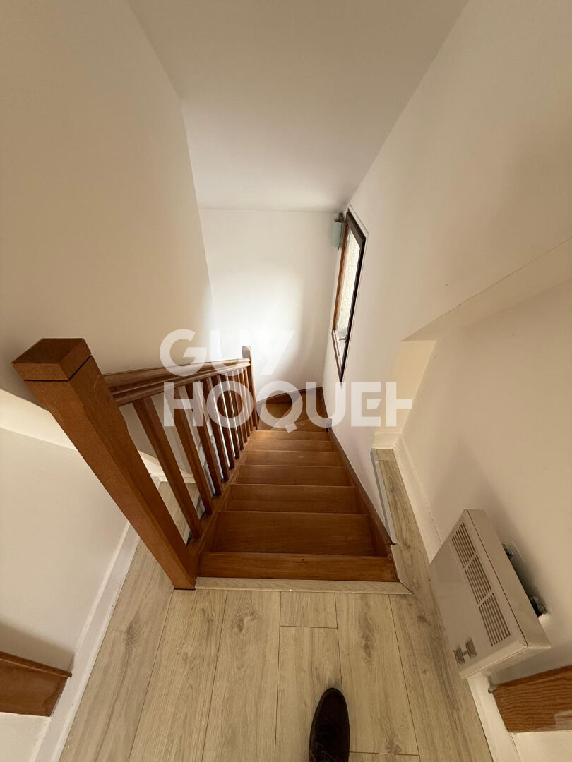 A LOUER - Appartement duplex 3 pièces à Deux pas de la Gare et Centre ville de Compiègne