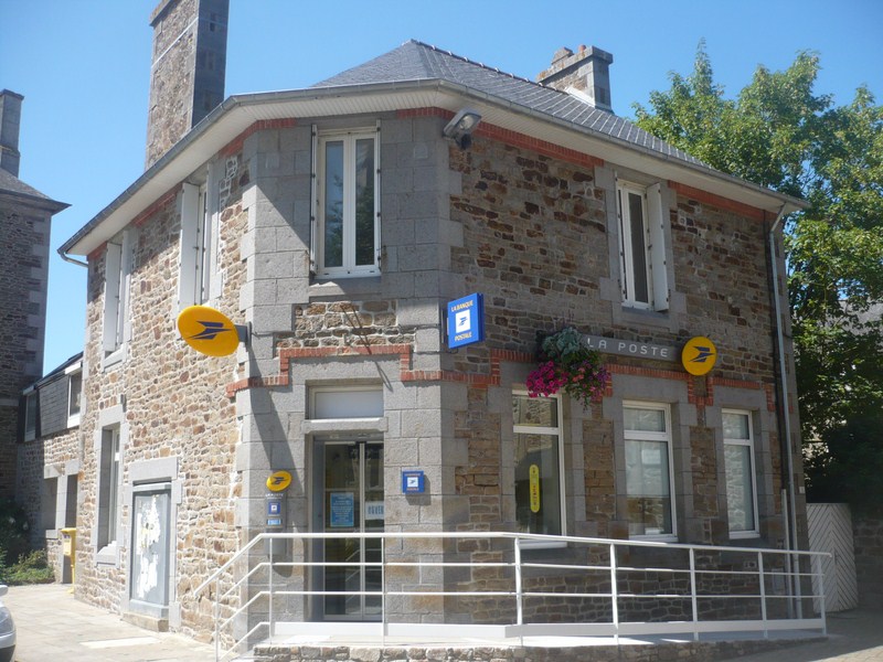 IMMEUBLE A VENDRE - PLEUDIHEN SUR RANCE