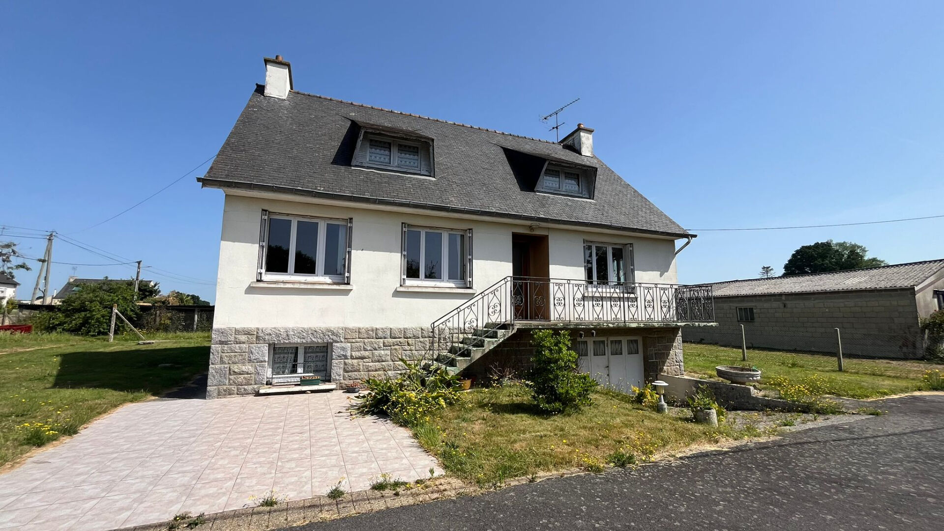 Maison néo-bretonne sur sous-sol total