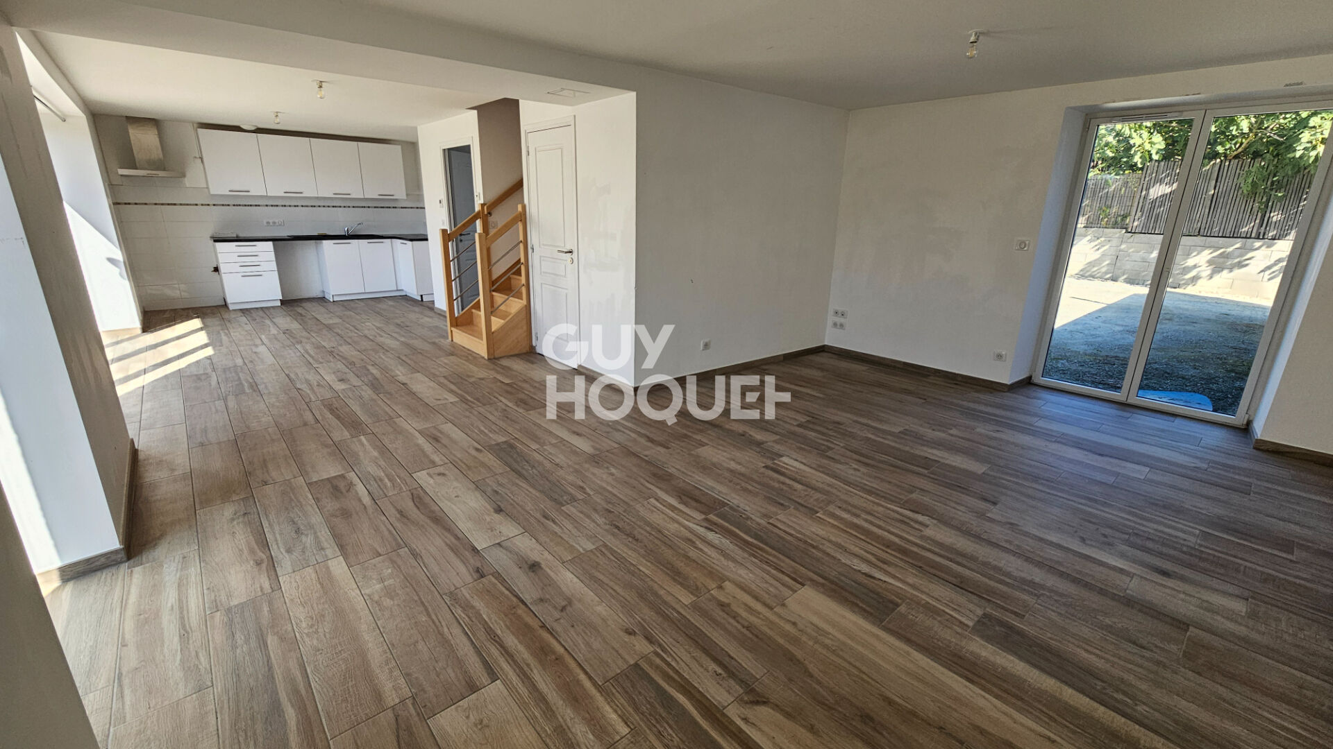 Maison 8 pièces 138 m² · à La Richardais · 137,8 m² · 1 200 €